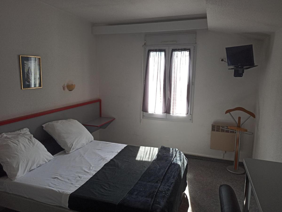 La Pierre Blanche Hotel Luzenac Ngoại thất bức ảnh